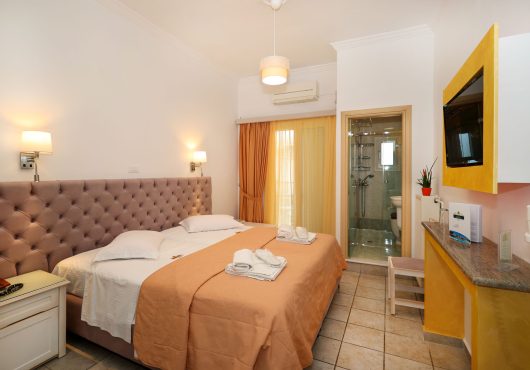 klonos-hotel-double-room1