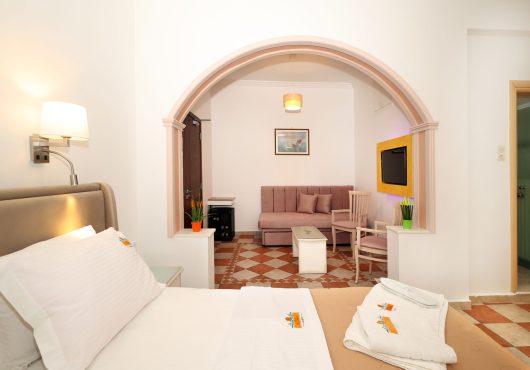 klonos-hotel-family-suite-1